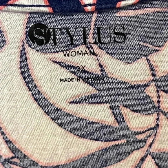 Stylus Women Plus size 3X Floral lace top/blouse Tank Top EUC Spring Summer - Picture 5 of 6